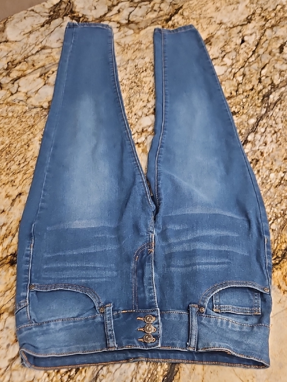 Blue Haven Slim Skinny Jeans. Size 9 Inseam 27.5" Rise Flat 10"